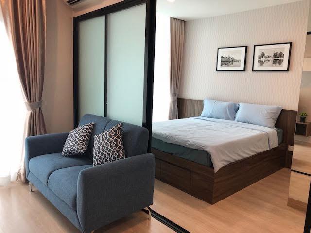 picture 2Bed | 2Bath | BTS Sala Daeng | 144sqm | THB 55,000/mo | Fl.10 — Silom Complex Bangkok - 1/5