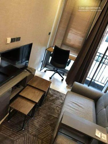 picture Studio | 1Bath | BTS Asok | 26sqm | THB 16,000/mo | Fl.3 — Venio Sukhumvit 10 Bangkok - 2/5