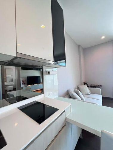 รูป 1 ห้องนอน | 1 ห้องน้ำ | BTS Asok | 46 ตร.ม. | 30,000 บาท/เดือน | ชั้น 24 — Q Asoke กรุงเทพฯ - รูปที่ 4/5