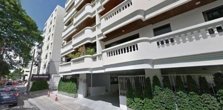 รูป 1 ห้องนอน | 1 ห้องน้ำ | BTS Phrom Phong | 50 ตร.ม. | 16,000 บาท/เดือน | ชั้น 8 — Rin House กรุงเทพฯ - รูปที่ 1/10