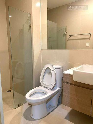 picture 2Bed | 2Bath | MRT Phra Ram 9 | 54sqm | THB 28,000/mo | Fl.8 — Noble Revolve Ratchada Bangkok - 8/9