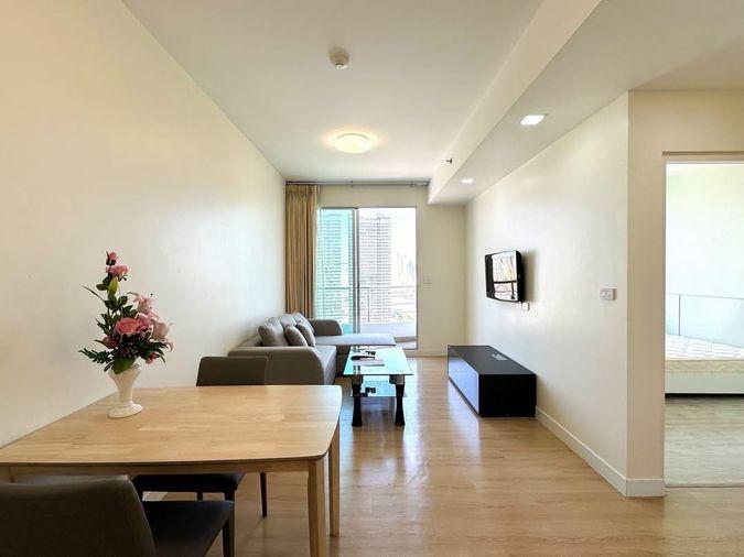 รูป 1 ห้องนอน | 1 ห้องน้ำ | BTS Krung Thon Buri | 52 ตร.ม. | 15,000 บาท/เดือน | ชั้น 32 — Supalai River Place กรุงเทพฯ - รูปที่ 8/10