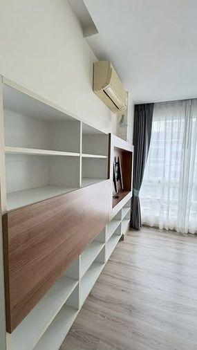 รูป 1 ห้องนอน | 1 ห้องน้ำ | MRT Huai Khwang | 32 ตร.ม. | 12,000 บาท/เดือน | ชั้น 4 — Emerald Ratchada กรุงเทพฯ - รูปที่ 4/5