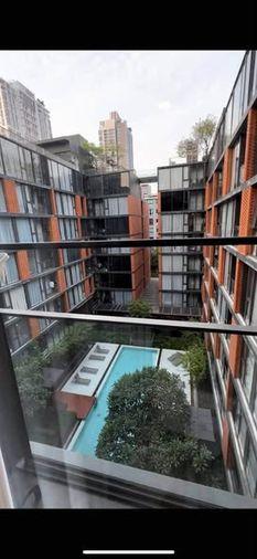 รูป 2 ห้องนอน | 2 ห้องน้ำ | BTS Ekkamai | 45 ตร.ม. | 30,000 บาท/เดือน | ชั้น 6 — Quintara Treehaus Sukhumvit 42 กรุงเทพฯ - รูปที่ 1/5