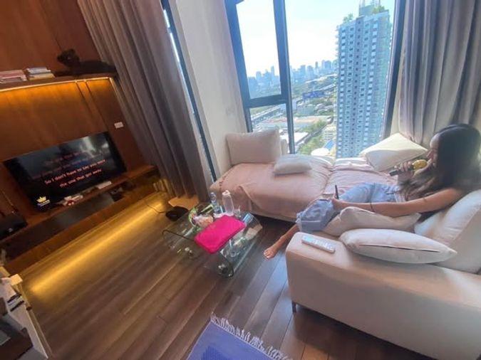 รูป 1 ห้องนอน | 1 ห้องน้ำ | MRT Phra Ram 9 | 40 ตร.ม. | 30,000 บาท/เดือน | ชั้น 18 — Knightsbridge Space Rama 9 กรุงเทพฯ - รูปที่ 2/5