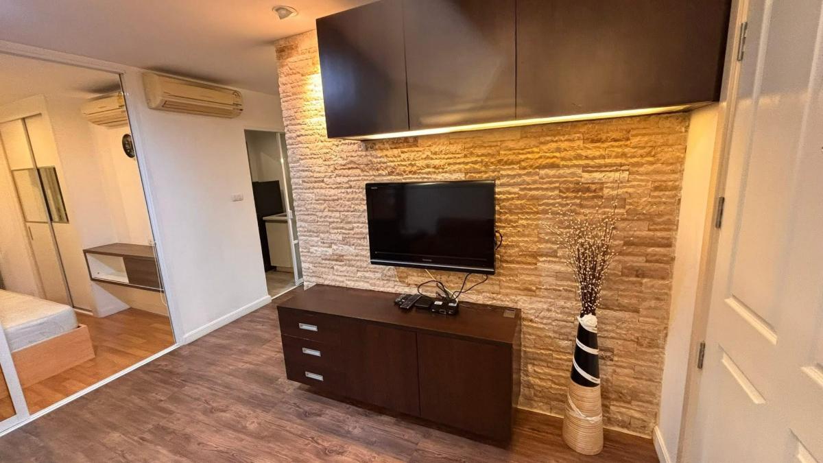 picture 1Bed | 1Bath | MRT Phra Ram 9 | 38sqm | THB 16,000/mo | Fl.23 — Lumpini Place Rama 9-Ratchada Bangkok - 4/10