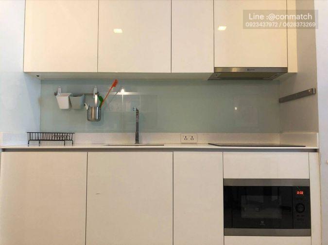 picture 2Bed | 2Bath | BTS Nana | 63sqm | THB 35,000/mo | Fl.3 — Hyde Sukhumvit 11 Bangkok - 8/10