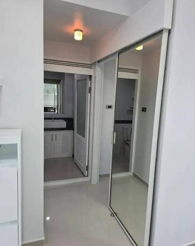 picture 1Bed | 1Bath | MRT Phra Ram 9 | 35sqm | THB 12,000/mo | Fl.8 — A Space Asoke-Ratchada Bangkok - 8/10