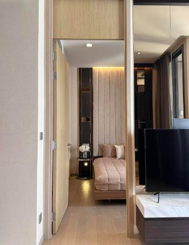 picture 1Bed | 1Bath | BTS Asok | 37sqm | THB 35,000/mo | Fl.32 — The Esse Asoke Bangkok - 7/10