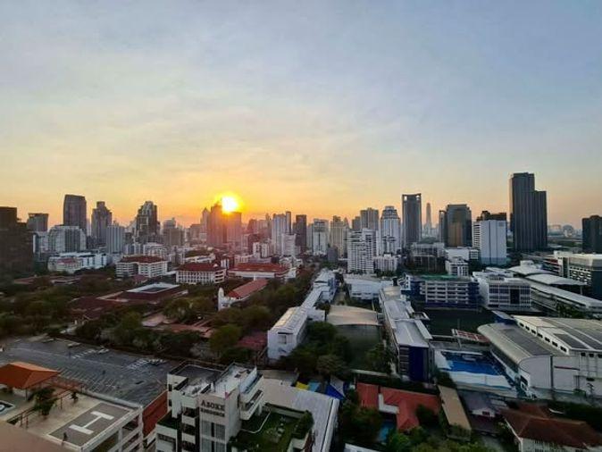 picture 2Bed | 2Bath | MRT Phetchaburi | 87sqm | THB 60,000/mo | Fl.19 — The Lofts Asoke Bangkok - 2/5