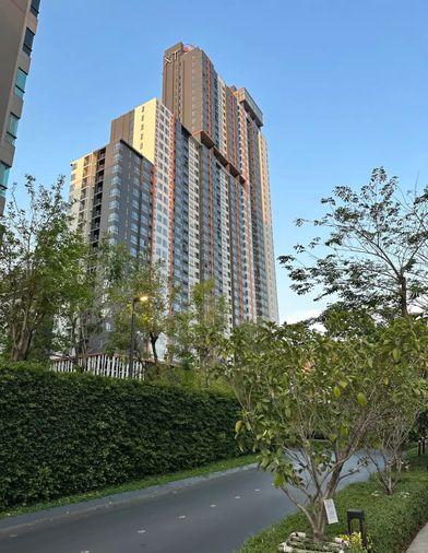 รูป 1 ห้องนอน | 1 ห้องน้ำ | MRT Huai Khwang | 35 ตร.ม. | 22,000 บาท/เดือน | ชั้น 9 — XT Huaikhwang กรุงเทพฯ - รูปที่ 1/10