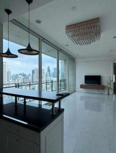 รูป 2 ห้องนอน | 2 ห้องน้ำ | BTS Phrom Phong | 112 ตร.ม. | 82,000 บาท/เดือน | ชั้น 22 — Royce Private Residences กรุงเทพฯ - รูปที่ 3/6