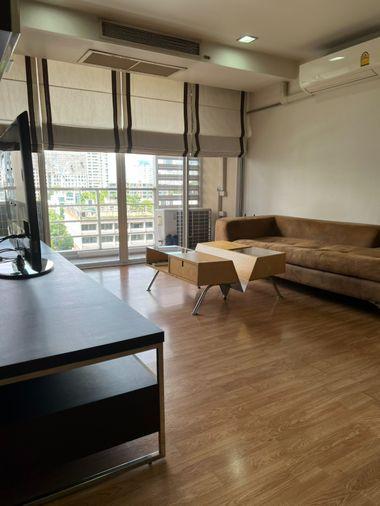 รูป 2 ห้องนอน | 2 ห้องน้ำ | BTS Phrom Phong | 70 ตร.ม. | 40,000 บาท/เดือน | ชั้น 8 — The Alcove 49 กรุงเทพฯ - รูปที่ 5/10