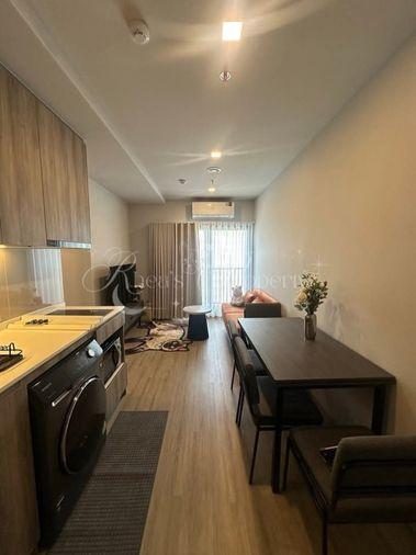 รูป 1 ห้องนอน | 1 ห้องน้ำ | BTS Saphan Taksin | 40 ตร.ม. | 23,000 บาท/เดือน | ชั้น 36 — Rhythm Sathorn กรุงเทพฯ - รูปที่ 10/10