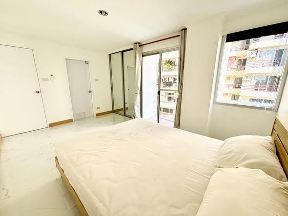 picture 2Bed | 1Bath | BTS Phra Khanong | 74sqm | THB 20,000/mo | Fl.4 — Waterford Park Rama 4 Bangkok - 2/2