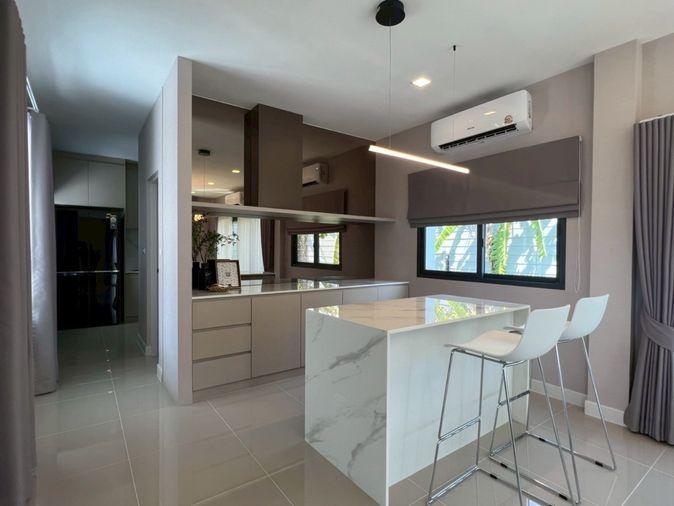 รูป 🏡#MT2609_036 🏡💥ด่วน💥ว่างชัวร์ รีบคลิก ก่อนหลุดมือ‼️ 𝗙𝗼𝗿 𝗥𝗲𝗻𝘁8️⃣9️⃣ k.🔥ใกล้ MRT สายสีเหลืองโครงการ  แกรนด์ พลีโน่ สุขุมวิท–บางนา  - รูปที่ 21/25
