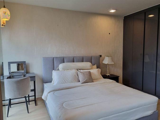 รูป 1 ห้องนอน | 1 ห้องน้ำ | BTS Asok | 35 ตร.ม. | 23,000 บาท/เดือน | ชั้น 8 — Venio กรุงเทพฯ - รูปที่ 1/1