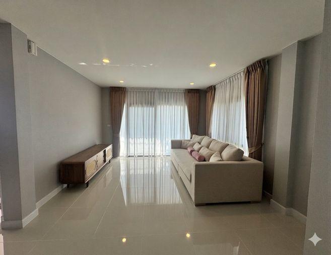 รูป 🏡#MT2609_053 🏡💥ด่วน💥ว่างชัวร์ รีบคลิก ก่อนหลุดมือ‼️ 𝗙𝗼𝗿 𝗥𝗲𝗻𝘁 8️⃣5️⃣k.🔥 ใกล้รถไฟฟ้าสายสีแดง  โครงการ เซนโทร วิภาวดี  - รูปที่ 3/26