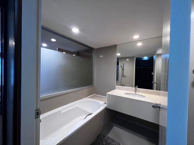 รูป 1 ห้องนอน | 2 ห้องน้ำ | BTS Nana | 70 ตร.ม. | 30,000 บาท/เดือน | ชั้น 7 — The Trendy Condominium กรุงเทพฯ - รูปที่ 5/8