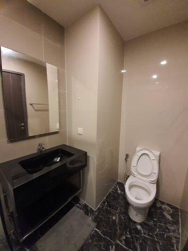 รูป 1 ห้องนอน | 1 ห้องน้ำ | BTS Asok | 32 ตร.ม. | 22,000 บาท/เดือน | ชั้น 5 — Edge Sukhumvit 23 กรุงเทพฯ - รูปที่ 8/10