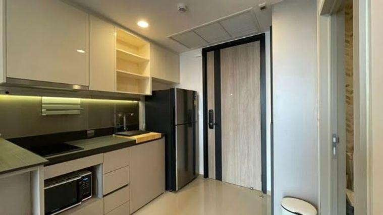 รูป 1 ห้องนอน | 1 ห้องน้ำ | BTS Thong Lo | 34 ตร.ม. | 26,000 บาท/เดือน | ชั้น 14 — Oka Haus Sukhumvit 36 กรุงเทพฯ - รูปที่ 2/5