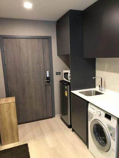 picture Studio | 1Bath | BTS Asok | 26sqm | THB 16,000/mo | Fl.3 — Venio Sukhumvit 10 Bangkok - 3/5