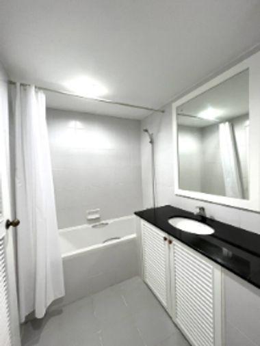 รูป 1 ห้องนอน | 1 ห้องน้ำ | BTS Phrom Phong | 50 ตร.ม. | 22,000 บาท/เดือน | ชั้น 22 — Supalai Place Sukhumvit 39 Train กรุงเทพฯ - รูปที่ 3/7