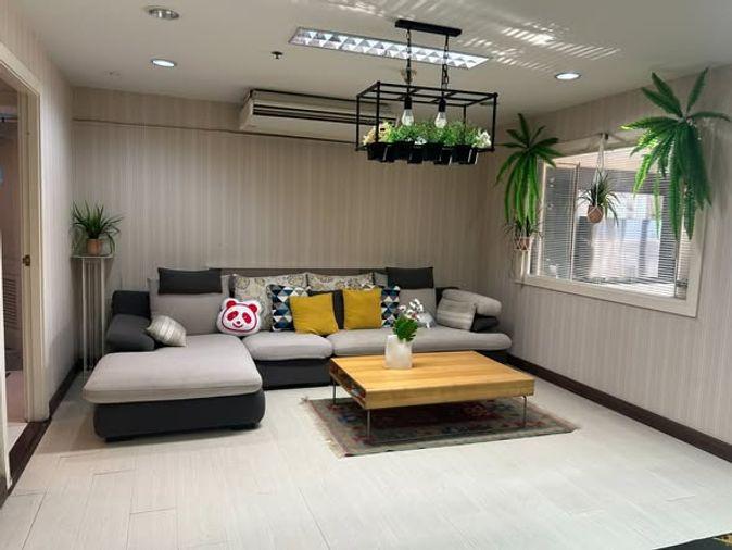 picture 3Bed | 4Bath | BTS Saphan Taksin | 272sqm | THB 120,000/mo | Fl.34 — State Tower Bangkok - 3/5