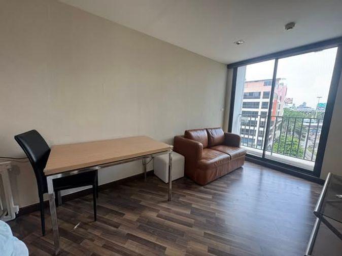 picture 2Bed | 1Bath | BTS Udom Suk | 47sqm | THB 22,000/mo | Fl.6 — Beyond Sukhumvit Bangkok - 5/5