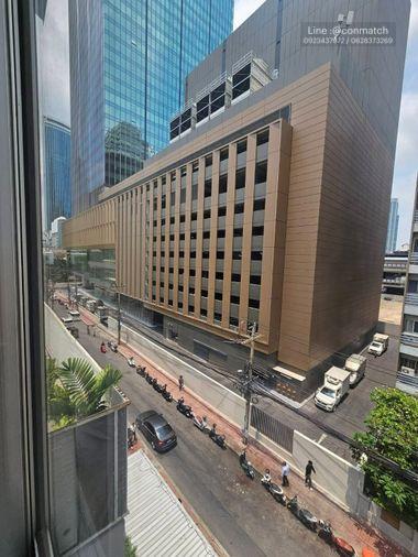 รูป สตูดิโอ | 1 ห้องน้ำ | BTS Sala Daeng | 33 ตร.ม. | 18,000 บาท/เดือน | ชั้น 4 — Silom Complex กรุงเทพฯ - รูปที่ 10/10