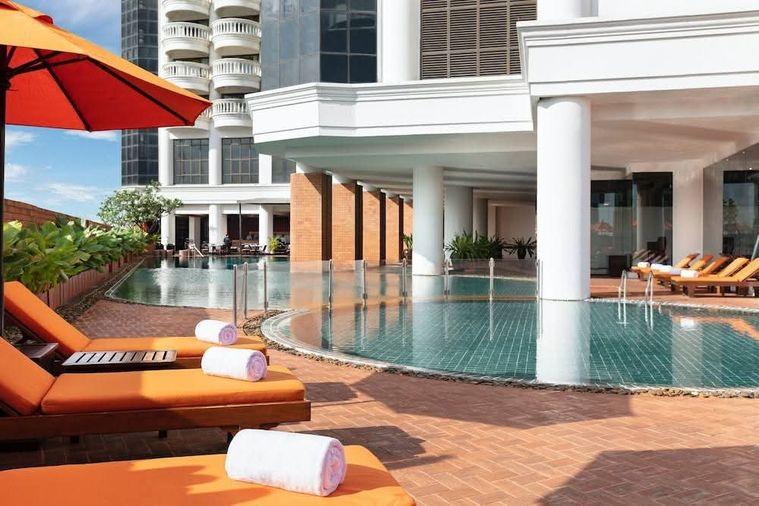 picture 2Bed | 3Bath | BTS Saphan Taksin | 268sqm | THB 120,000/mo | Fl.18 — State Tower Silom Bangkok - 2/6