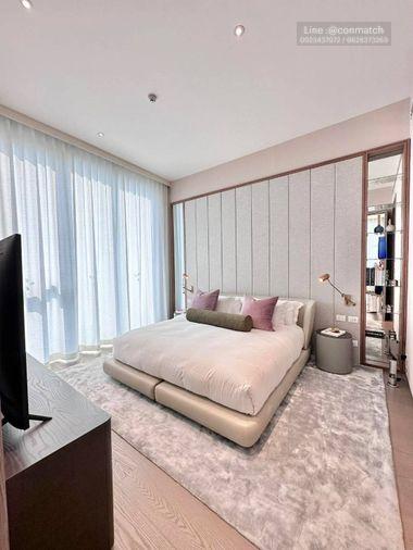 picture 1Bed | 2Bath | BTS Chit Lom | 86sqm | THB 190,000/mo | Fl.14 — Q Langsuan Bangkok - 7/10