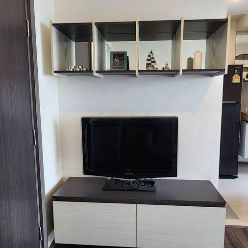 picture Studio | 1Bath | BTS On Nut | 27sqm | THB 15,000/mo | Fl.23 — The Base Park East Bangkok - 2/2
