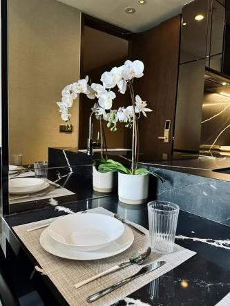 picture 1Bed | 1Bath | BTS Thong Lo | 39sqm | THB 50,000/mo | Fl.17 — The Esse Sukhumvit 36 Bangkok - 5/5