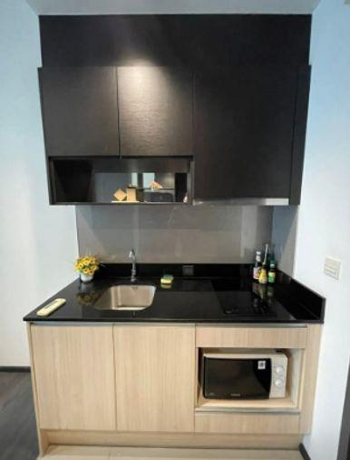 picture 1Bed | 1Bath | BTS Asok | 31sqm | THB 23,000/mo | Fl.5 — Edge Sukhumvit 23 Bangkok - 3/10