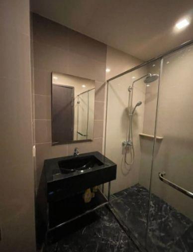 picture 1Bed | 1Bath | BTS Asok | 31sqm | THB 23,000/mo | Fl.5 — Edge Sukhumvit 23 Bangkok - 9/10