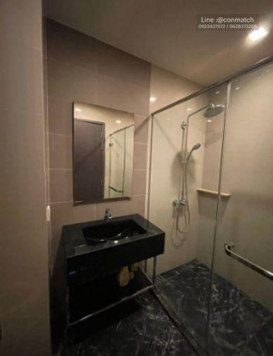 picture 1Bed | 1Bath | BTS Asok | 31sqm | THB 23,000/mo | Fl.5 — Edge Sukhumvit 23 Bangkok - 9/10