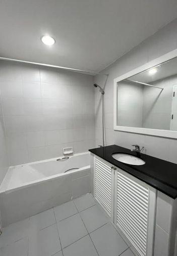 รูป 1 ห้องนอน | 1 ห้องน้ำ | BTS Phrom Phong | 50 ตร.ม. | 20,000 บาท/เดือน | ชั้น 10 — Supalai Place Sukhumvit 39 กรุงเทพฯ - รูปที่ 1/10