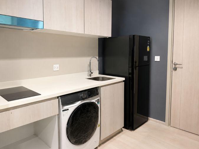 picture 1Bed | 1Bath | BTS Phloen Chit | 28sqm | THB 19,000/mo | Fl.12 — Life One Wireless Bangkok - 3/4
