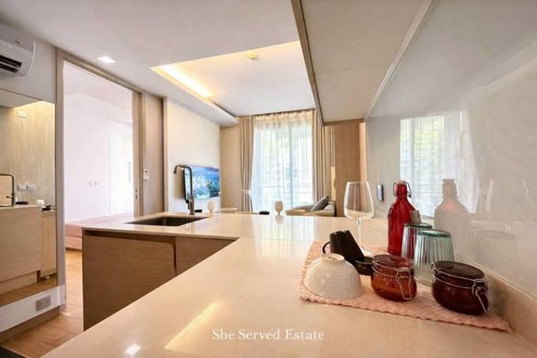 picture 1Bed | 1Bath | BTS Phrom Phong | 35sqm | THB 25,000/mo | Fl.2 — Via Botani Bangkok - 1/5