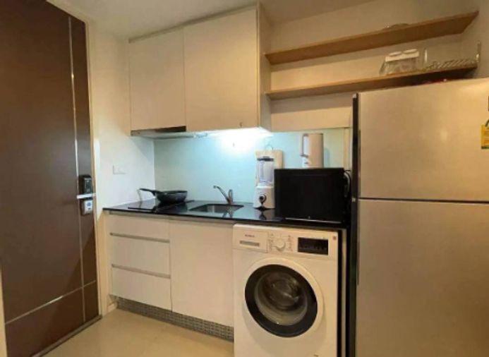 picture 1Bed | 1Bath | BTS Nana | 29sqm | THB 16,000/mo | Fl.8 — 15 Sukhumvit Residences Bangkok - 6/7