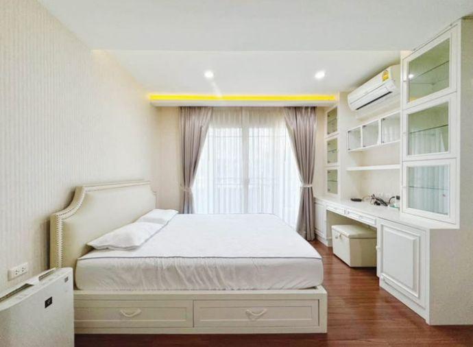 picture Studio | 3Bath | BTS Bang Chak | 200sqm | THB 78,000/mo | Fl.3 — Life Sukhumvit 62 Bangkok - 2/10
