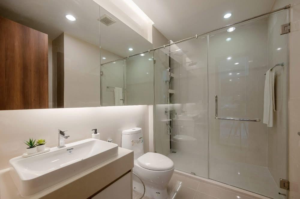 picture 2Bed | 2Bath | BTS Saphan Taksin | 89sqm | THB 65,000/mo | Fl.35 — Menam Residences Bangkok - 10/10