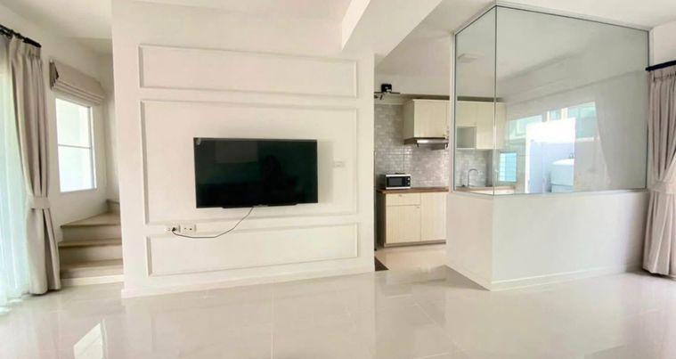 picture 1Bed | 1Bath | MRT Phetchaburi | 45sqm | THB 32,000/mo | Fl.19 — Q Asoke Bangkok - 2/5