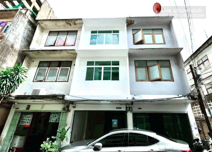 รูป 6 ห้องนอน | 2 ห้องน้ำ | BTS Saint Louis | 180 ตร.ม. | 40,000 บาท/เดือน | ชั้น 1 — The Room Sathorn-St.louis กรุงเทพฯ - รูปที่ 1/10