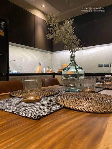 รูป 2 ห้องนอน | 1 ห้องน้ำ | MRT Phetchaburi | 75 ตร.ม. | 80,000 บาท/เดือน | ชั้น 26 — The Lofts Asoke กรุงเทพฯ - รูปที่ 1/2