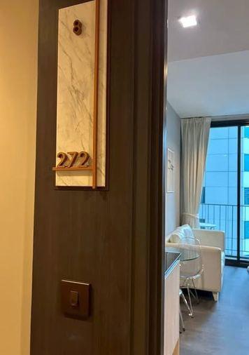 picture 1Bed | 1Bath | BTS Asok | 30sqm | THB 25,000/mo | Fl.14 — Edge Sukhumvit 23 Bangkok - 1/1