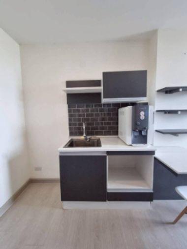 picture 1Bed | 1Bath | MRT Lat Phrao | 29sqm | THB 9,000/mo | Fl.8 — Zeen Condo Bangkok - 8/9
