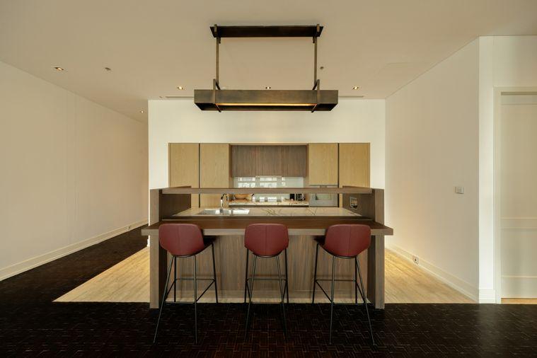 รูป The Ritz - Carlton Residences 3 BR Fully Furnished  - รูปที่ 1/23