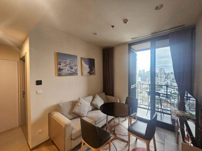รูป 2 ห้องนอน | 1 ห้องน้ำ | BTS Thong Lo | 42 ตร.ม. | 30,000 บาท/เดือน | ชั้น 35 — Oka Haus Sukhumvit 36 กรุงเทพฯ - รูปที่ 7/10